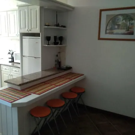 בית נופש Edificio Vau Costa פורטימאו